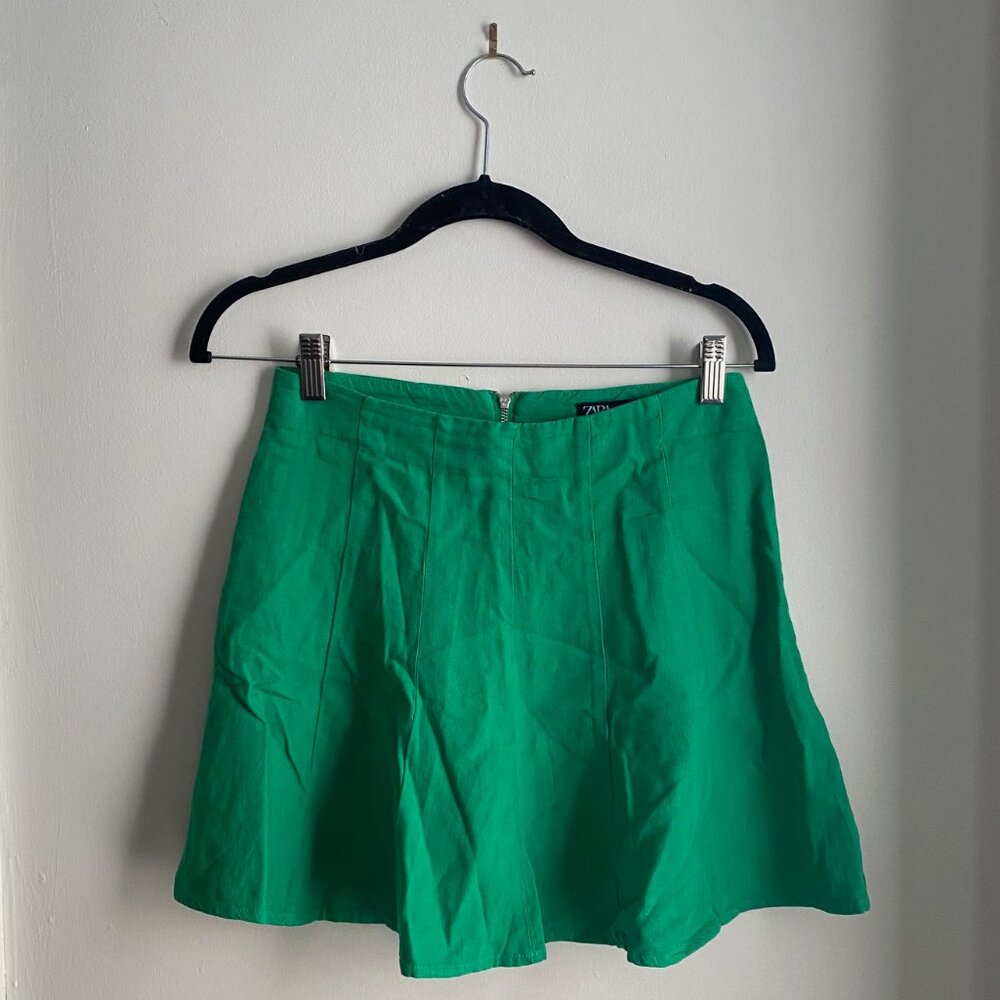 ZARA Green Linen-Blend Mini Skirt – Size XS